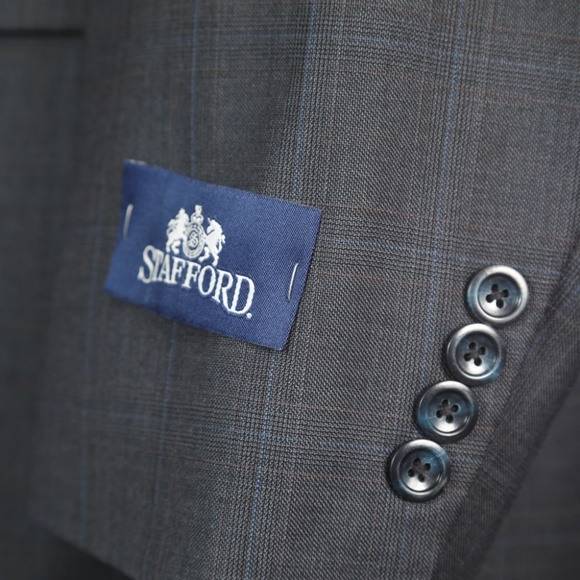 Stafford Three Button Gray Glen Plaid Sport Coat